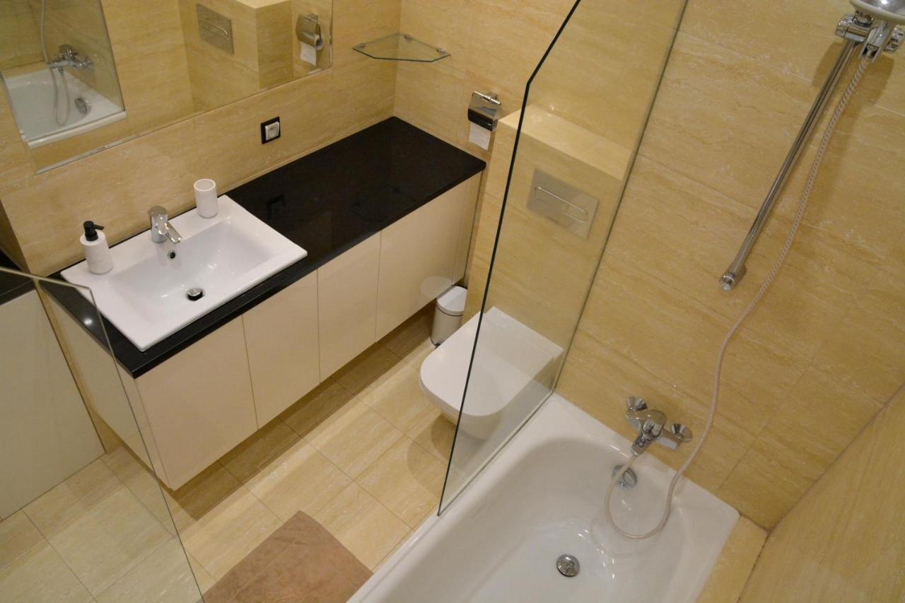 Azyl Apartments Warsawa Bagian luar foto